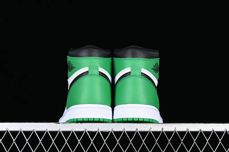 All categories Air Jordan Jordan series basketball shoes Air Jordan 1 High Pure original Air Jordan 1 High OG "Lucky Green" AJ1 Joe 1 Celtics black green toe DZ5485-031